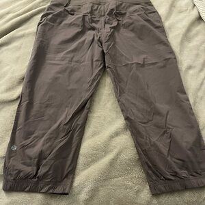 lululemon studio crop II unlined pant cool cocoa Size 8
